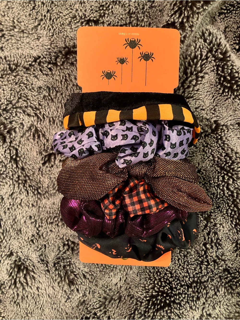 NWT 6 Halloween 🎃 hair schrunchies